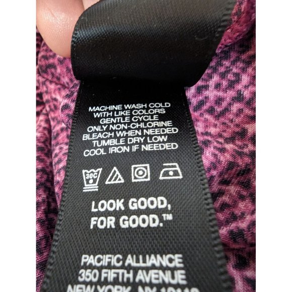 Kenneth Cole Vibrant Pink Wrap Blouse Size‎ Large - Picture 6 of 7